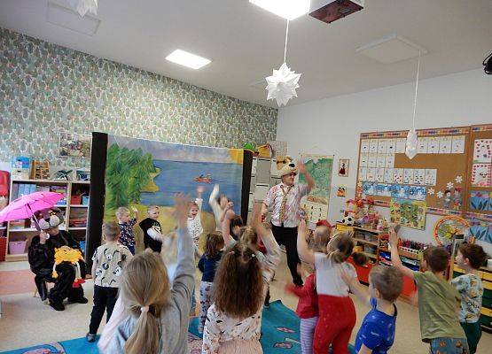 Grafika 14: Teatr "Duet" w przedszkolu.