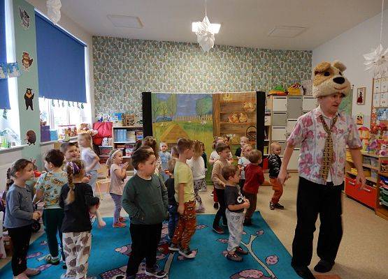 Grafika 21: Teatr "Duet" w przedszkolu.