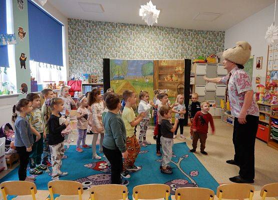 Grafika 22: Teatr "Duet" w przedszkolu.