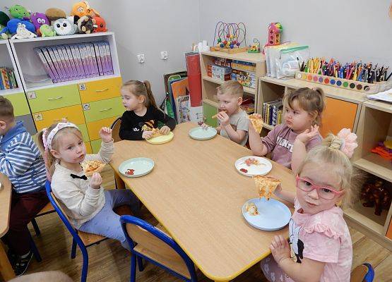 Grafika 7: Dzień pizzy w przedszkolu.