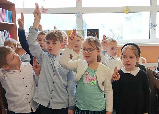 Grafika 3: Pasowanie na czytelnika