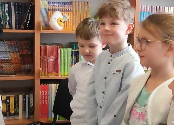 Grafika 8: Pasowanie na czytelnika