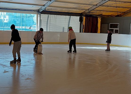 Grafika 10: Wyjazd kl. 5 na lodowisko