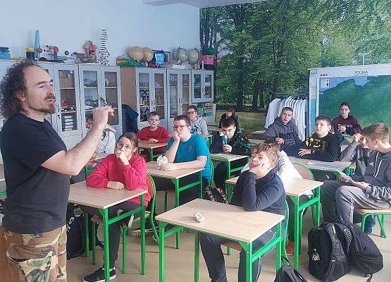 Grafika 3: Warsztaty przyrodnicze ze SPN "Owady i spółka"