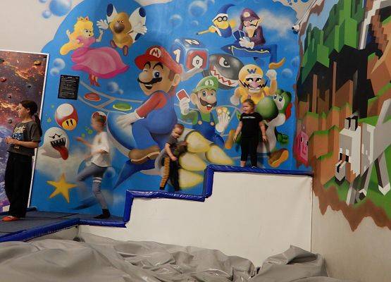 Grafika 27: Wycieczka do Parku Trampolin