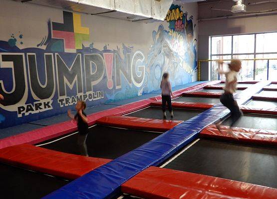 Grafika 28: Wycieczka do Parku Trampolin