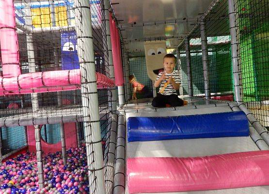 Grafika 40: Wycieczka do Parku Trampolin