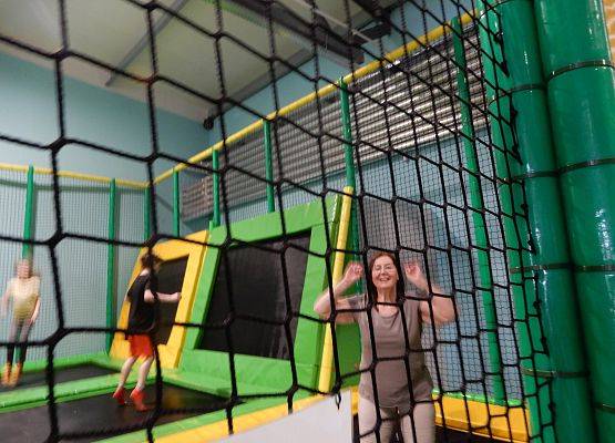 Grafika 47: Wycieczka do Parku Trampolin