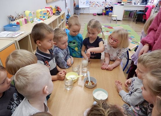 Grafika 17: Dlaczego bałwanki żegnają się z nami? - zabawy badawcze