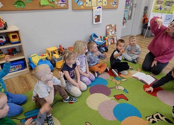 Grafika 32: Dlaczego bałwanki żegnają się z nami? - zabawy badawcze