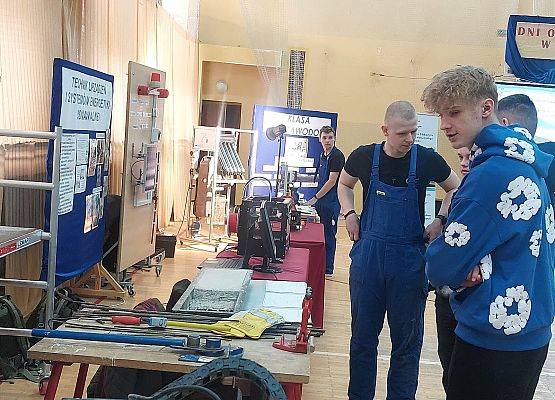 Grafika 6: Targi edukacyjne dla ósmoklasistów