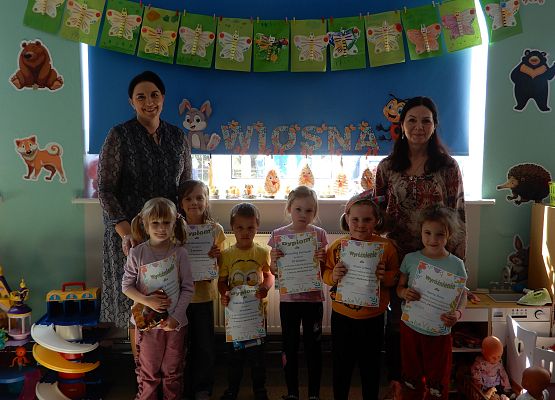 Grafika 9: Konkurs "NAJPIĘKNIEJSZA KARTKA WIELKANOCNA".