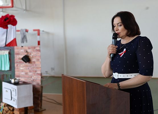 Grafika 2: Pierwsza rocznica nadania imienia  - Dzień Patrona