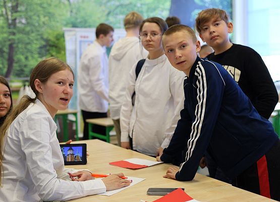 Grafika 49: Pierwsza rocznica nadania imienia  - Dzień Patrona