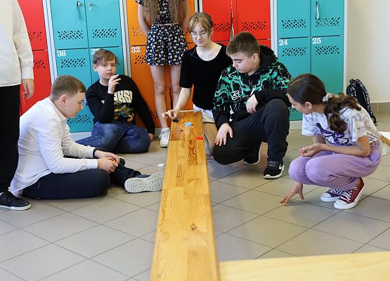 Grafika 62: Pierwsza rocznica nadania imienia  - Dzień Patrona