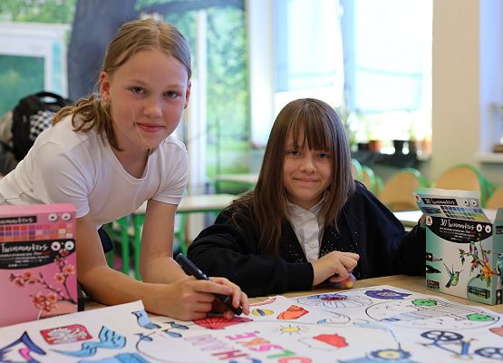 Grafika 67: Pierwsza rocznica nadania imienia  - Dzień Patrona