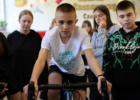 Grafika 71: Pierwsza rocznica nadania imienia  - Dzień Patrona