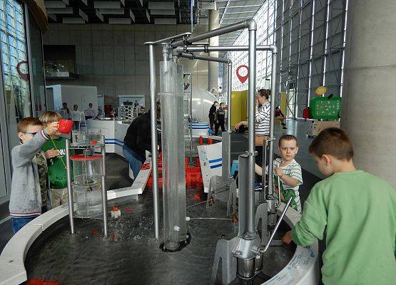 Grafika 24: Wycieczka do Centrum Nauki w Gdyni