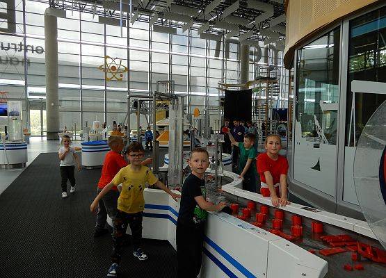 Grafika 40: Wycieczka do Centrum Nauki w Gdyni