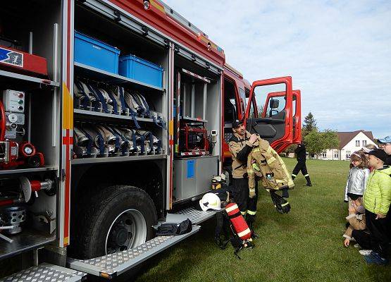 Grafika 3: Wizyta strażaków
