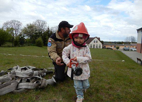 Grafika 23: Wizyta strażaków