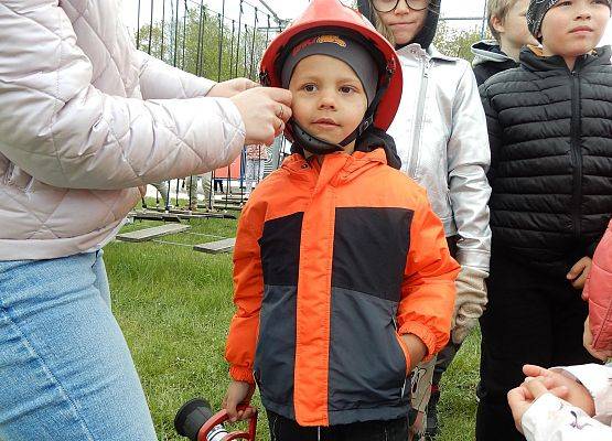 Grafika 24: Wizyta strażaków