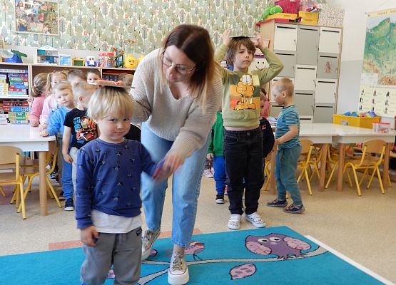 Grafika 14: Dzień Bibliotekarza w przedszkolu