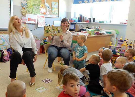 Grafika 18: Dzień Bibliotekarza w przedszkolu