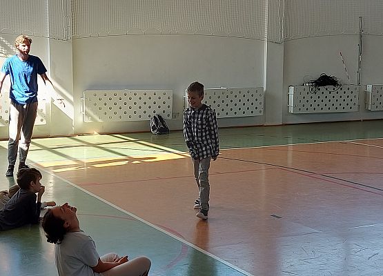 Grafika 6: Warsztaty z Teatrem Lalek ,,Tęcza" ze Słupska