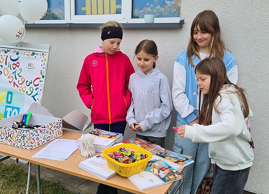 Grafika 3: Festyn rodzinny