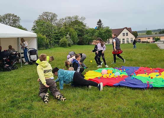 Grafika 12: Festyn rodzinny