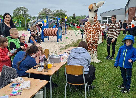 Grafika 14: Festyn rodzinny