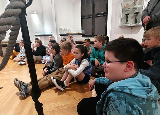 Grafika 1: Wycieczka do Muzeum Pomorza Środkowego w Słupsku