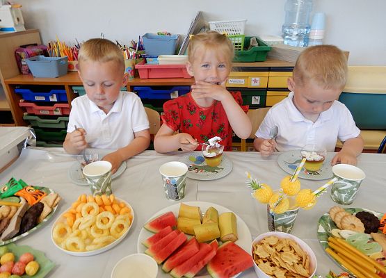 Grafika 4: Zakończenie Roku w przedszkolu.