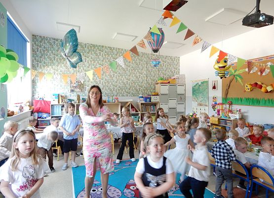 Grafika 15: Zakończenie Roku w przedszkolu.