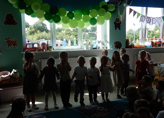 Grafika 25: Zakończenie Roku w przedszkolu.