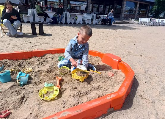 Grafika 2: Wycieczka do Łeba Parku - przedszkolaki