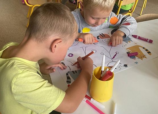 Grafika 48: Międzynarodowy Dzień Kropki w przedszkolu