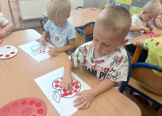 Grafika 32: Międzynarodowy Dzień Kropki w przedszkolu