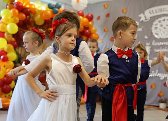 Grafika 12: Pasowanie na uczniów klasy pierwszej