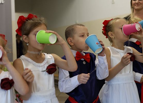 Grafika 35: Pasowanie na uczniów klasy pierwszej