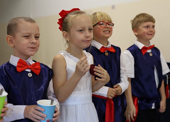 Grafika 39: Pasowanie na uczniów klasy pierwszej