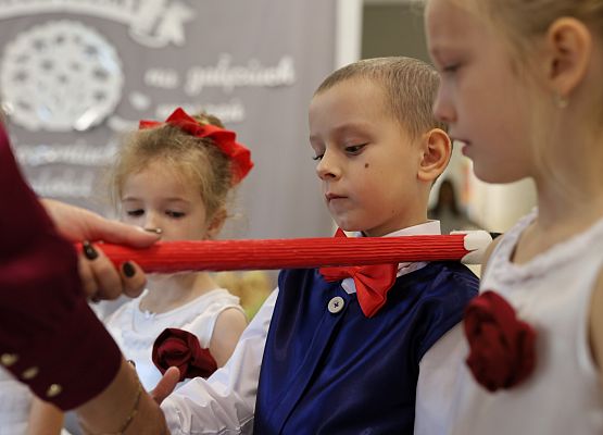 Grafika 54: Pasowanie na uczniów klasy pierwszej