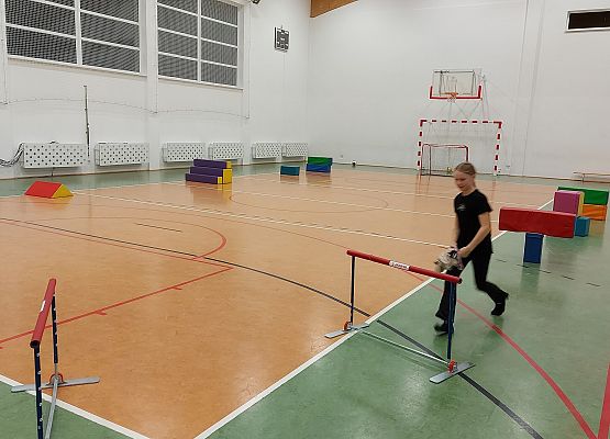 Grafika 9: Piąta Nocowanka Klasy 6 w Szkole (30 października 2025 r.)