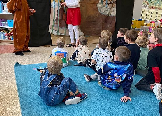 Grafika 9: Wizyta Teatrzyku „Duet” z Krakowa