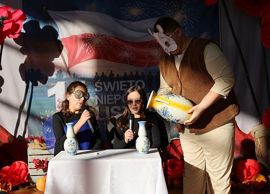 Grafika 15: Apel w ramach obchodów Narodowego Święta Niepodległości