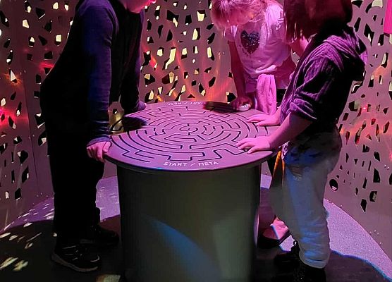 Wizyta klas 2-4 w Hevelianum w Gdańsku grafika