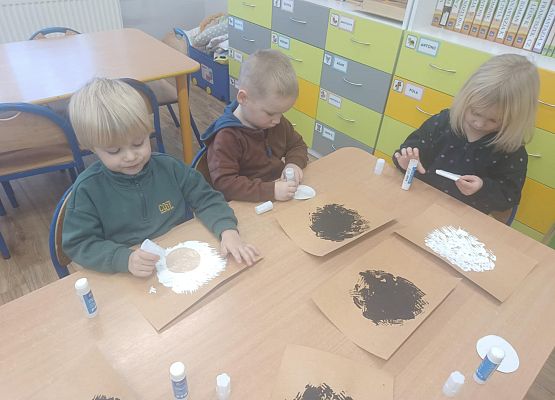 Grafika 3: Dzień Pluszowego Misia w naszym przedszkolu