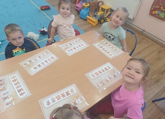 Grafika 7: Dzień Pluszowego Misia w naszym przedszkolu