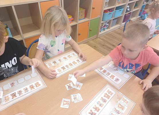 Grafika 10: Dzień Pluszowego Misia w naszym przedszkolu